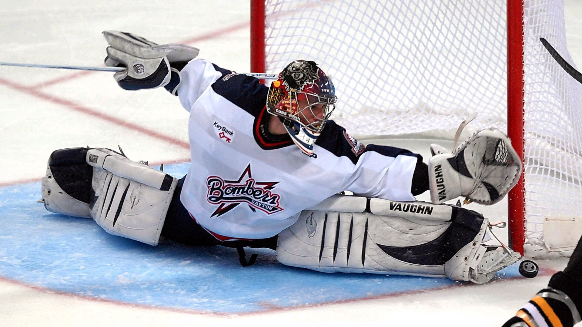 澳洲奇兵对决紫百合传奇！阿尔瓦雷斯一战刷新三项历史纪录