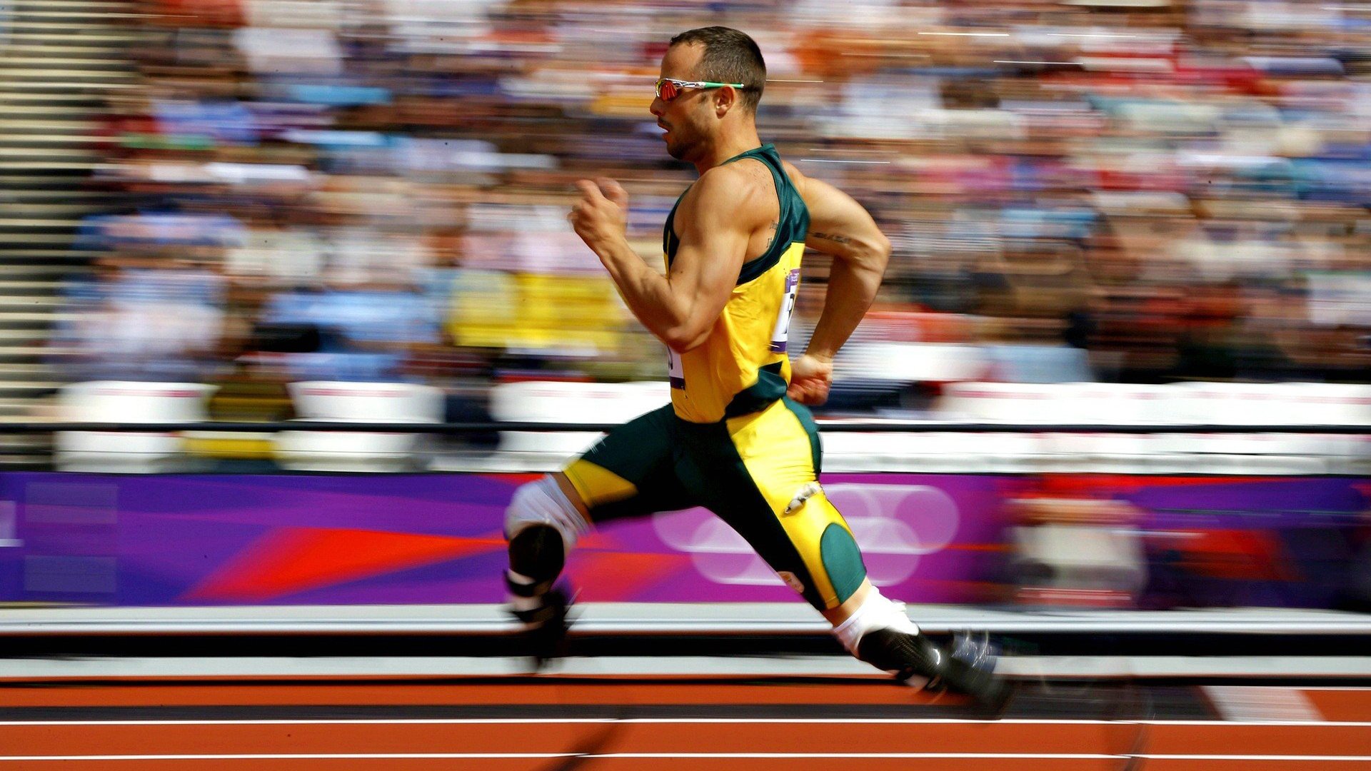 苏格兰对阵巴拉圭,阿尔瓦雷斯存在感拉满,谁是这位球场主角?