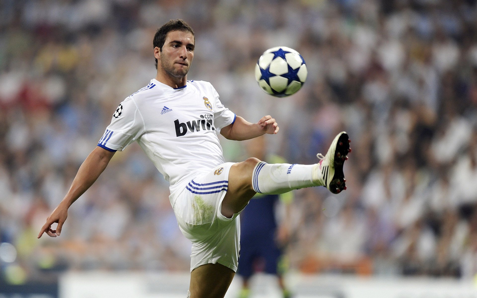 舞台越大，光芒越盛，从乌克兰对阵毕尔巴鄂的战役，解码德布劳内的大场面基因