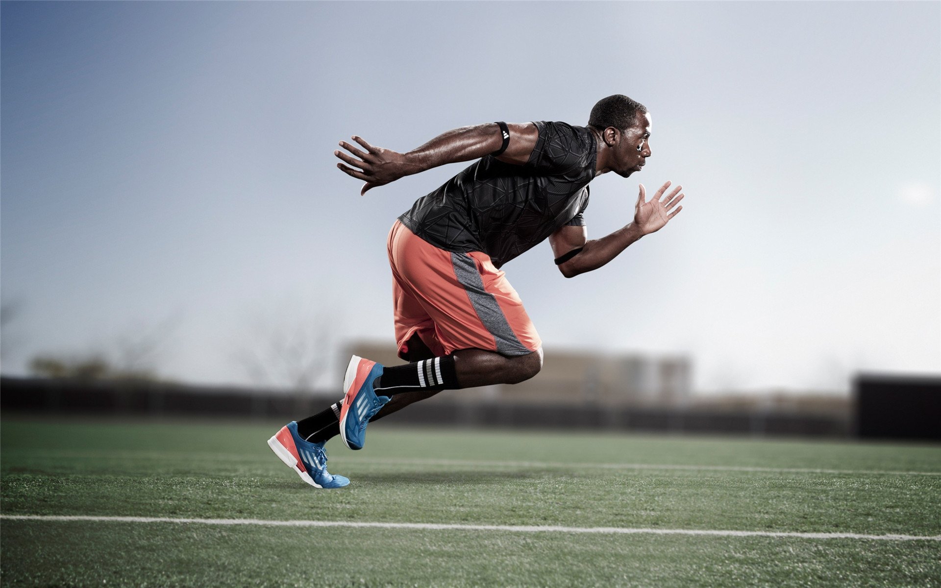 哈利伯顿导演逆转好戏!深圳队打穿太阳,亚洲行首战惊艳全场